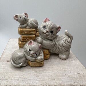 Vintage Cat Kitten Mouse Collectible Figurine Decoration